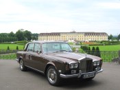 Royal Chauffeur - Ihr Fahrer für besondere Anlässe, Hochzeitsauto · Kutsche Ludwigsburg, Kontaktbild