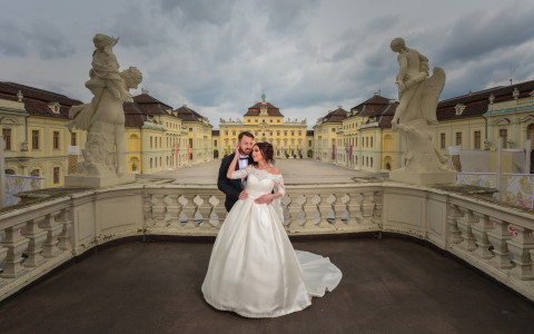 Zwei Hochzeitspaare für Traumhochzeit im Schloss Ludwigsburg gesucht! Bild 1